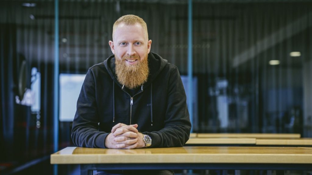 Infinum najavljuje keynote Nikole Kapraljevića: Hoće li IT preživjeti AI?